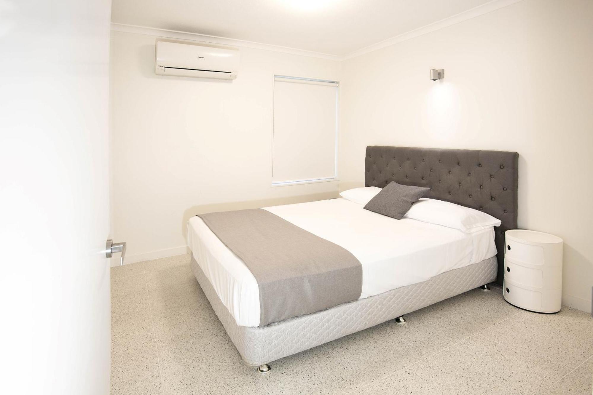 View Pacific Apartments Голд-Кост Номер фото